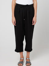 RUFFLE CAPRI LINEN PANT
